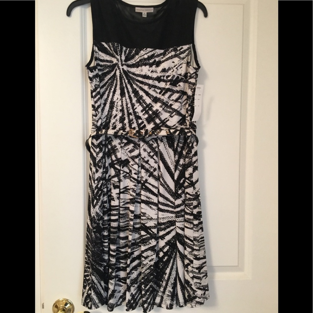 Sandra Darren Sleeveless Dress